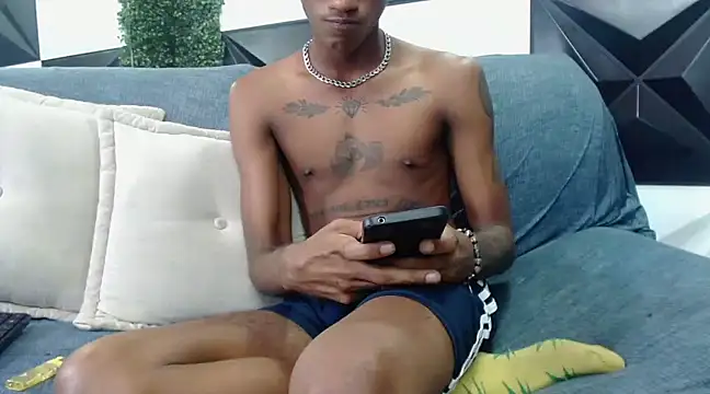 ManSant online show from February 6, 2025, 6:02 pm