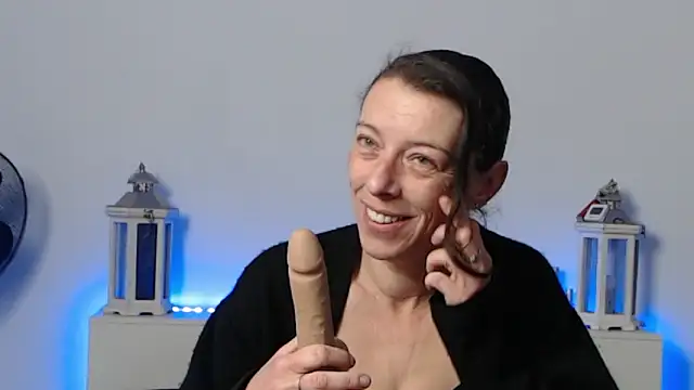 Snapshot of Oriane_Jackson chatting on March 16, 2026, 5:24 am Oriane Jackson online show from March 16, 2026, 5:24 am