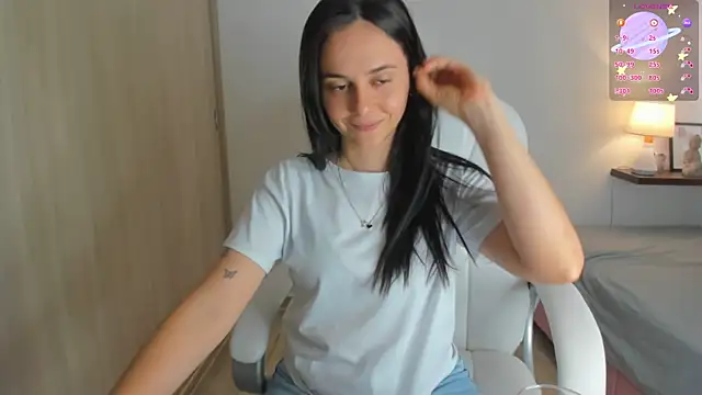 lucia s1 online show from January 24, 2025, 8:54 pm