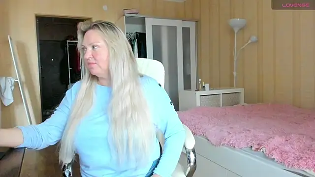 PamHardFuck online show from May 24, 2026, 3:17 pm