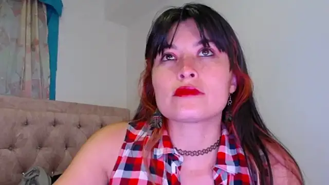 Alexandrasaenz online show from March 3, 2026, 9:10 pm