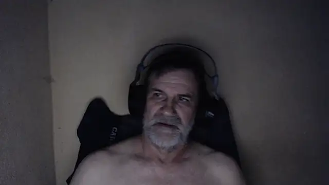 AlexNudo online show from September 22, 2025, 5:31 am