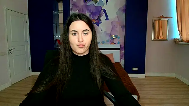 Roxie Bradley online show from January 8, 2025, 7:03 am