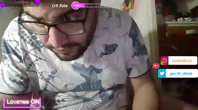 Snapshot of Javi_92 chatting on December 28, 2024, 12:36 am Javi 92 online show from December 28, 2024, 12:36 am