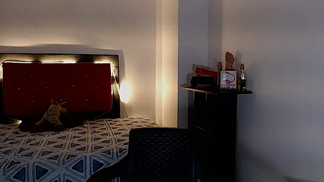 Snapshot of sofiaxdollxxx chatting on October 6, 2025, 8:17 pm sofiaxdollxxx online show from October 6, 2025, 8:17 pm