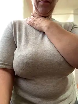 sweetmystery1 online show from October 15, 2025, 1:55 pm