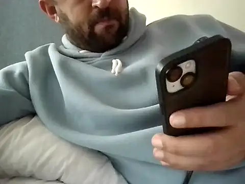 Snapshot of Ca414 chatting on March 1, 2026, 6:15 am Ca414 online show from March 1, 2026, 6:15 am