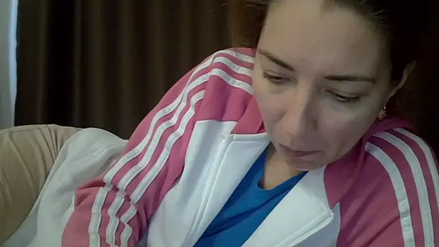 Ashleyspice online show from October 29, 2025, 9:22 am