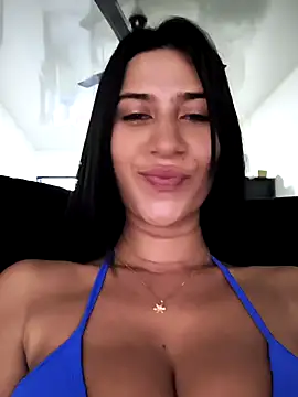 Snapshot of lady-rosse chatting on January 26, 2025, 10:24 pm lady-rosse online show from January 26, 2025, 10:24 pm