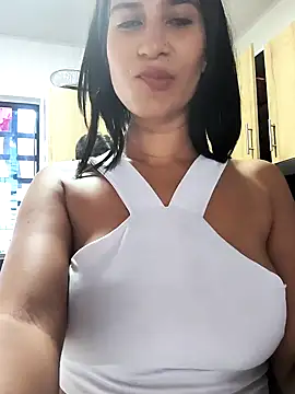 Snapshot of lady-rosse chatting on January 30, 2025, 2:36 pm lady-rosse online show from January 30, 2025, 2:36 pm