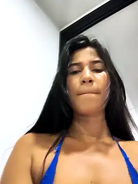 Snapshot of lady-rosse chatting on February 9, 2025, 12:49 am lady-rosse online show from February 9, 2025, 12:49 am