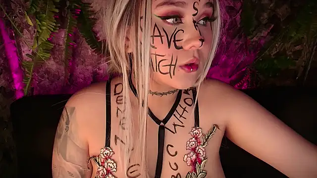 Laura takint online show from December 19, 2024, 5:08 pm