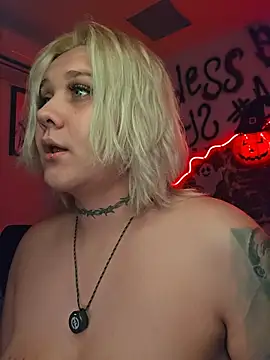 Laura takint online show from October 19, 2025, 4:35 am