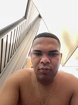 marhi32 online show from October 2, 2025, 2:57 pm