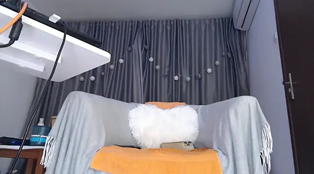 Snapshot of Babe_Licious chatting on January 29, 2025, 11:14 pm Babe Licious online show from January 29, 2025, 11:14 pm