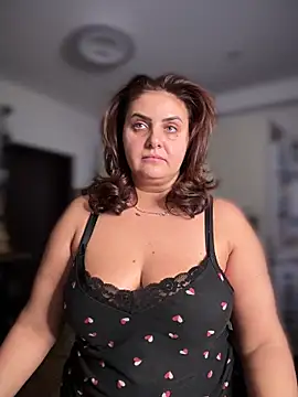 AnneKane online show from November 14, 2025, 4:33 am