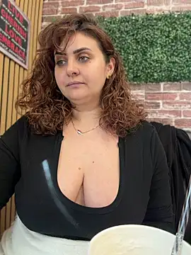 AnneKane online show from April 23, 2026, 12:40 pm