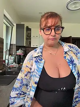 AnneKane online show from June 3, 2026, 6:38 am