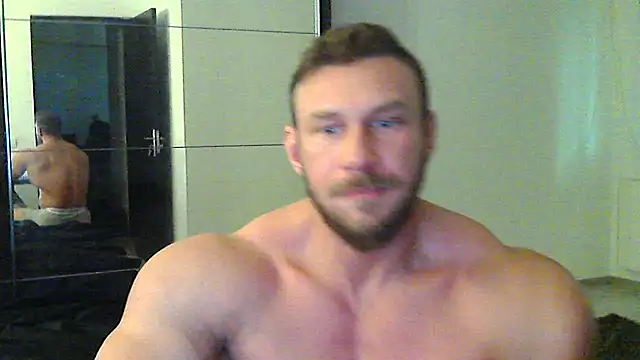 muscularkevin online show from March 9, 2025, 2:32 pm