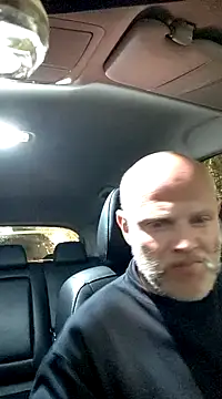 davigochi77bcn online show from December 3, 2024, 6:49 pm