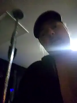 Hotredheadandtoungelasher online show from January 20, 2025, 8:09 am