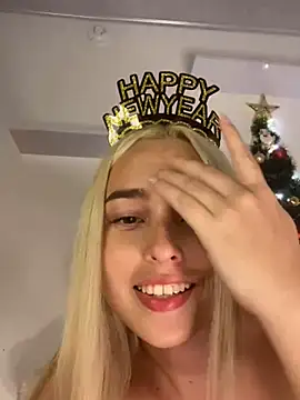 Irisweet  online show from December 31, 2024, 9:06 pm