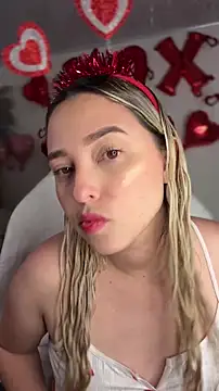 Irisweet  online show from February 13, 2026, 4:30 am