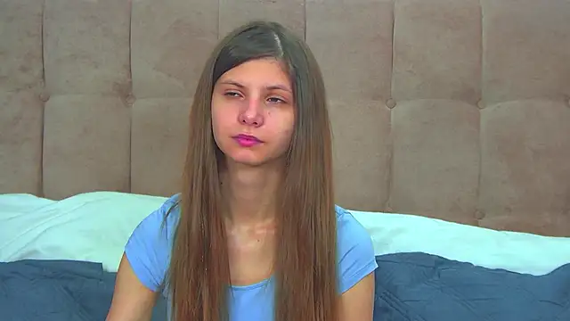 AudreyBarlow online show from December 3, 2025, 6:21 am