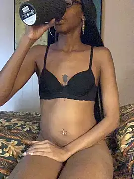 Jasmine FullsShine online show from December 5, 2025, 4:36 pm