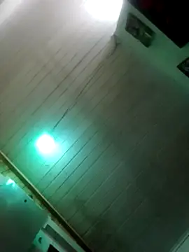 raphadoors19 online show from April 19, 2026, 7:07 am