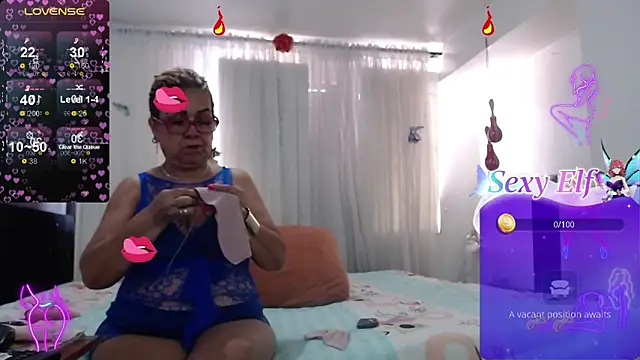 Snapshot of linapalacios chatting on April 21, 2026, 8:12 pm linapalacios online show from April 21, 2026, 8:12 pm
