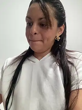 Snapshot of Kataliina chatting on March 1, 2025, 12:28 am Kataliina online show from March 1, 2025, 12:28 am