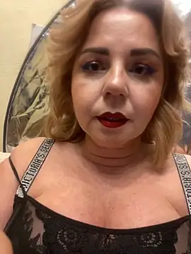 Snapshot of Cute_sun chatting on January 10, 2025, 6:28 pm Cute sun online show from January 10, 2025, 6:28 pm
