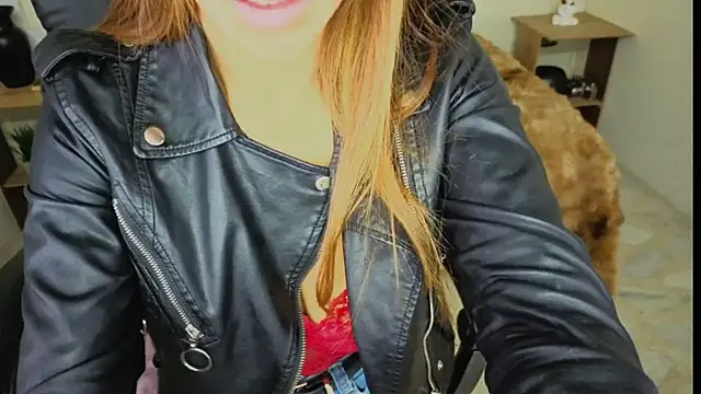 AnisiaFarina online show from November 21, 2025, 11:20 am