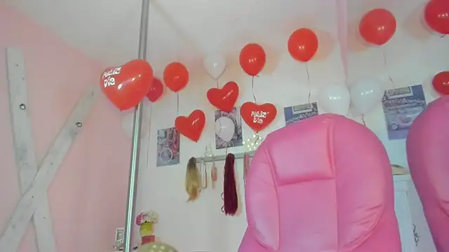 CAMILA--REY online show from February 15, 2025, 11:39 am