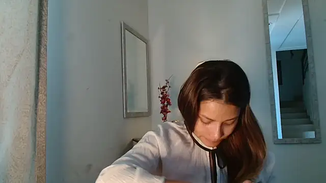 3littleschoolteens online show from April 29, 2026, 5:52 pm