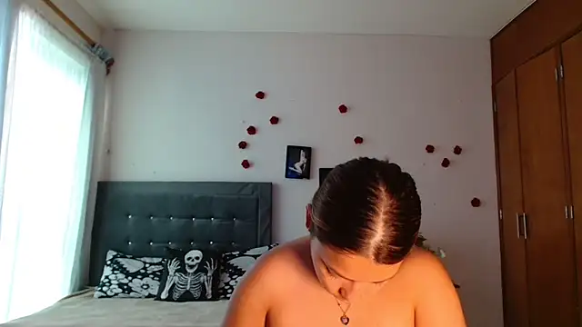 3littleschoolteens online show from May 25, 2026, 6:58 pm