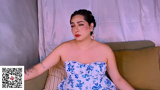 ISABELLASSMITH online show from February 19, 2026, 4:41 am