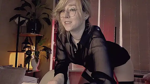 5 in one online show from February 22, 2025, 7:34 am