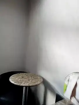 Snapshot of LaInsaciableIntensa chatting on January 18, 2026, 11:30 pm LaInsaciableIntensa online show from January 18, 2026, 11:30 pm