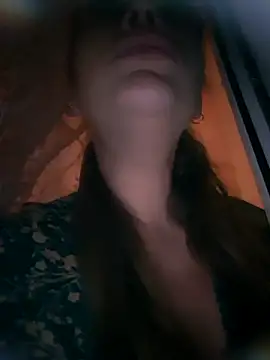 Keli Jessi online show from November 11, 2025, 7:36 pm