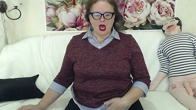 FlaviaSquirts online show from October 30, 2025, 5:53 am