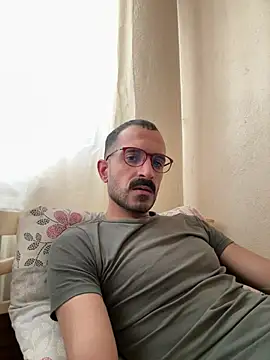 Snapshot of saye0044 chatting on February 19, 2026, 5:25 am saye0044 online show from February 19, 2026, 5:25 am