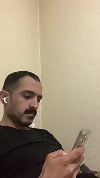 Snapshot of saye0044 chatting on February 28, 2026, 3:18 am saye0044 online show from February 28, 2026, 3:18 am