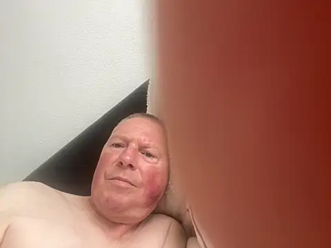 boilinghot123 online show from September 21, 2025, 7:43 am