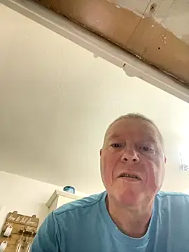 boilinghot123 online show from November 1, 2025, 5:42 am