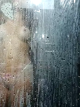 LunaZambrano online show from March 13, 2025, 3:39 pm