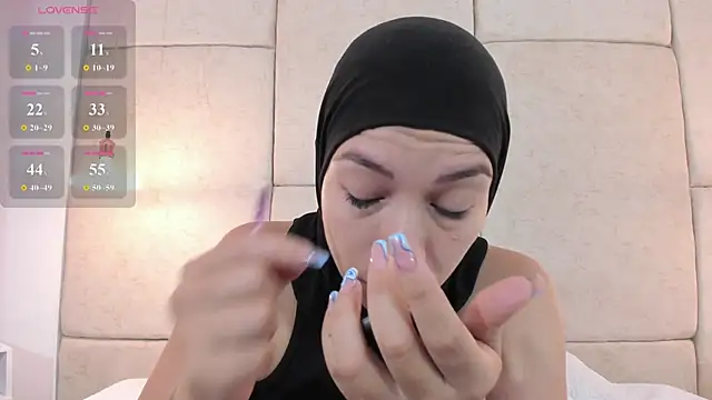 aisha vs online show from February 19, 2026, 12:12 pm