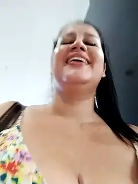 keilymadam online show from December 20, 2024, 4:14 pm