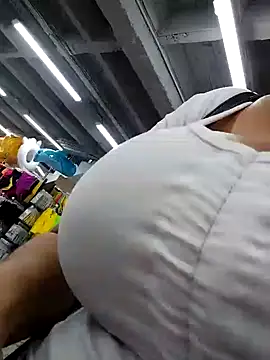 keilymadam online show from January 24, 2025, 6:14 pm